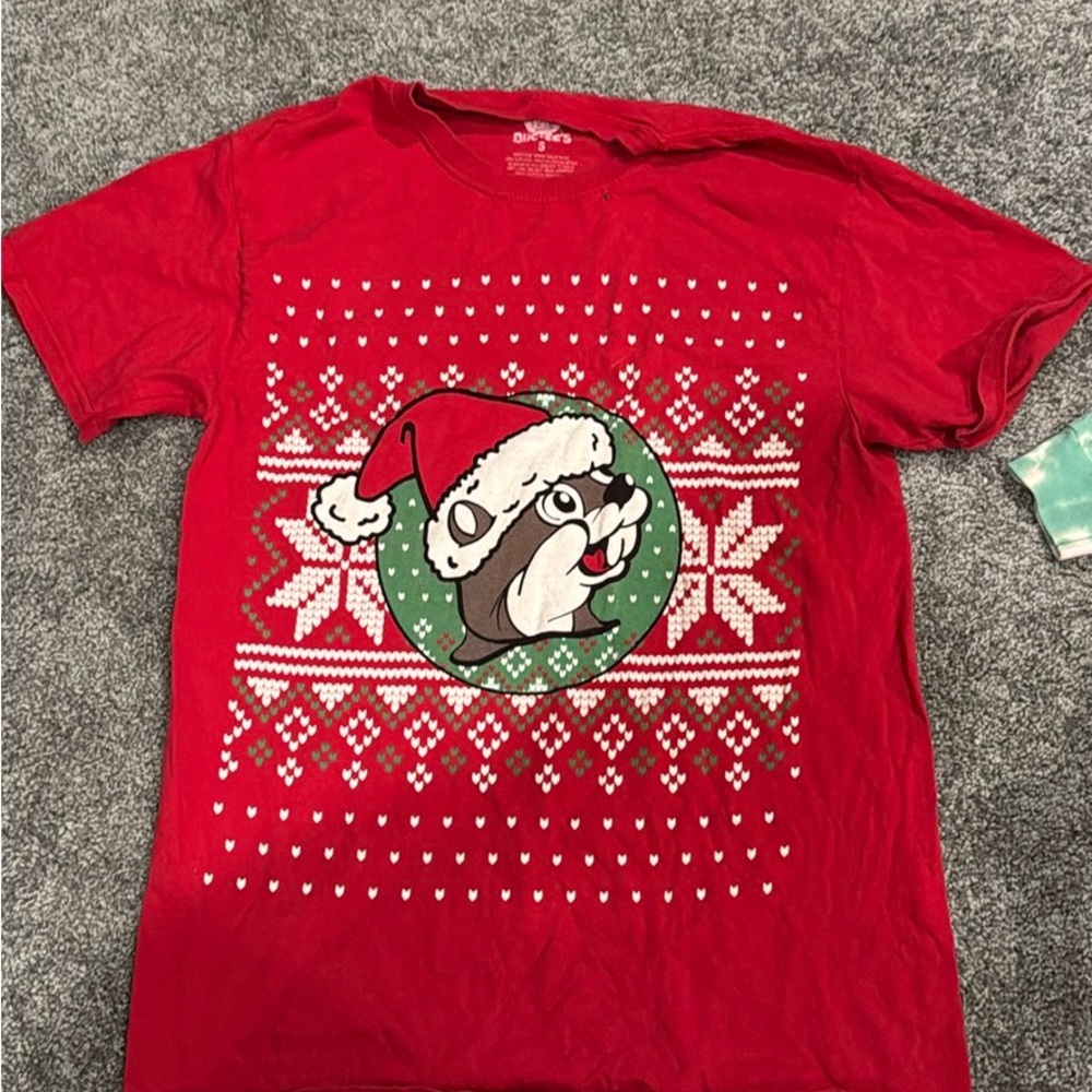 Buc-ee’s‎ Holiday T-Shirt - Red - Size Small